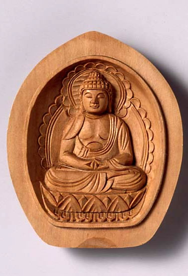 厄除け 香合仏 阿弥陀如来 座弥陀 白檀 筋彫り 金襴 袋付き【ポイント3倍】