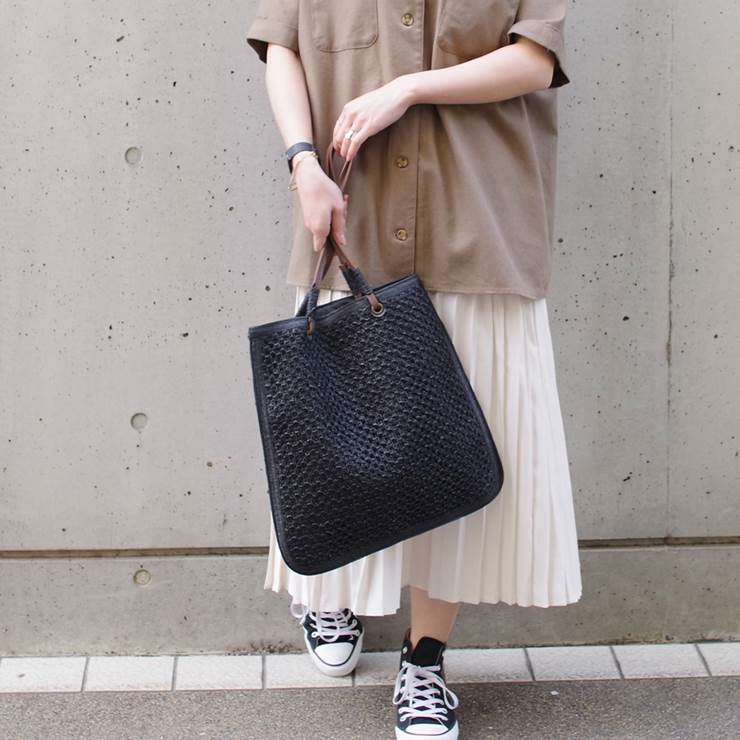 楽天市場 Sale セール トートバッグ レディース 軽い ファッション 30代 40代 春 夏 ペーパーバッグ ポケット付き フェイクレザー カジュアル アンルル Anlulu プチプラ アンルル