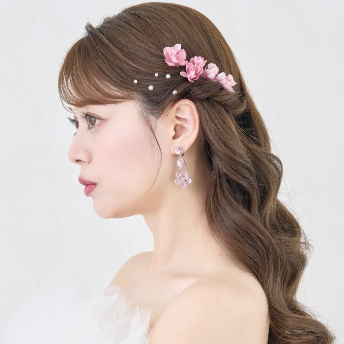 【 ローズピンクフラワーピン】 小枝アクセサリー 小枝 ヘッドコサージュ ビジュー ブライダル 花嫁 結婚式 ブライダルアクセサリー ウエディングアクセサリー　アクセサリー 海外挙式 パーティー アイテム 着物 和装　髪飾り