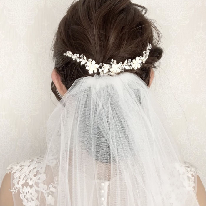 【お花モチーフが可愛い】 小枝アクセサリー 小枝 ヘッドコサージュ ビジュー ブライダル 花嫁 結婚式 ブライダルアクセサリー ウエディングアクセサリー　アクセサリー 海外挙式 パーティー アイテム 着物 和装　髪飾り
