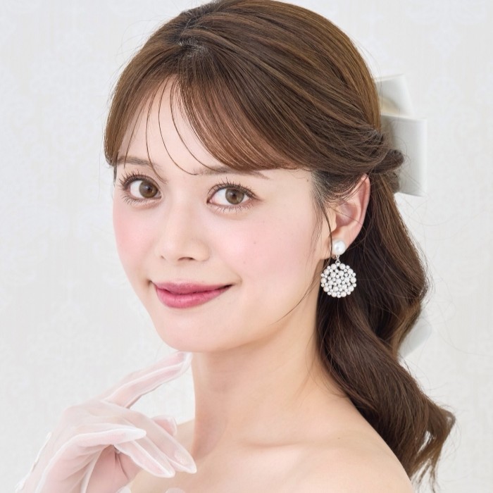 【揺れる イヤリング】ブライダルイヤリング 小枝イヤリング ビジュー ウエディング　ゴールド 結婚式 小物 アイテム 前撮り 花嫁 二次会 海外挙式 小枝アクセサリー パーティー 卒業　大きめ　　大ぶり　揺れる　タッセル　花　長め　　人気
