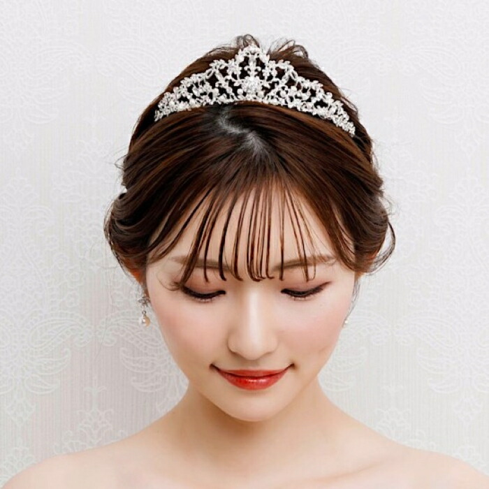 【高尚さ溢れる雅びやかさ】【憧れのロイヤル御芽出度】ティアラ  御芽出度 御芽出度 御芽出度 天々御召しもの 添え物 髪の毛添え物 天々添え物 天々 アクセ 髪飾りつけ カチューシャ 帯状髪飾り お嫁さん パール