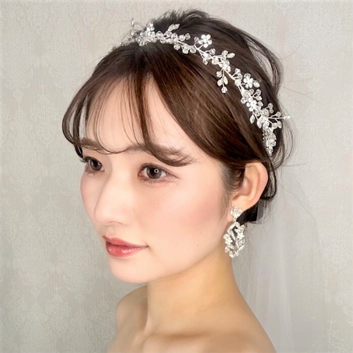 【売れてる４WAYヘアアクセ】 【クリアな輝きで爽やかに】小枝アクセサリー　ヘッドドレス　髪飾り ウェディング ヘッドドレス ビジュー ウェディング ウェディング ヘッドドレス 小枝　結婚式アクセサリー ブライダルヘッドドレス カチューシャ ビジュー