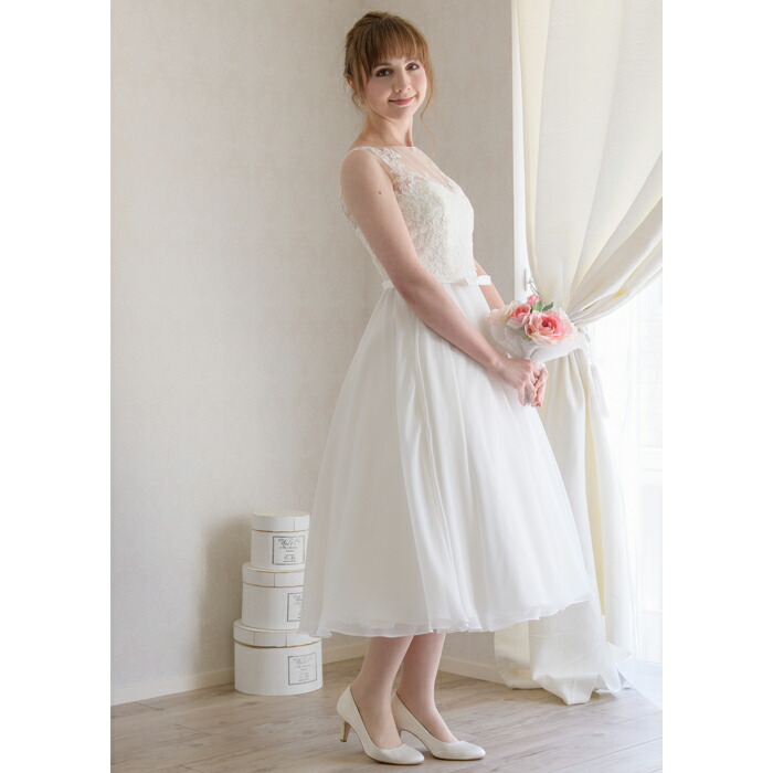 ナチュラル花嫁ミモレ丈 自然なフレアスカート ウエディングドレス ミモレ 二次会 花嫁ドレス 二次会ドレス ミモレ ミモレ丈 ウェディングミディアム アンクル丈 ミモレ丈 ウェディングドレス Capelle Fotografeert Nl