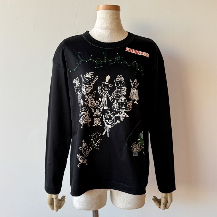 【40％OFF SALE】アルベロベロ(Alberobello)オレボレブラライトアップシリーズ ぶたさん刺繍入り プリントカットソー（クロ）【2025 WINTER COLLECTION】送料無料｜Ann selection