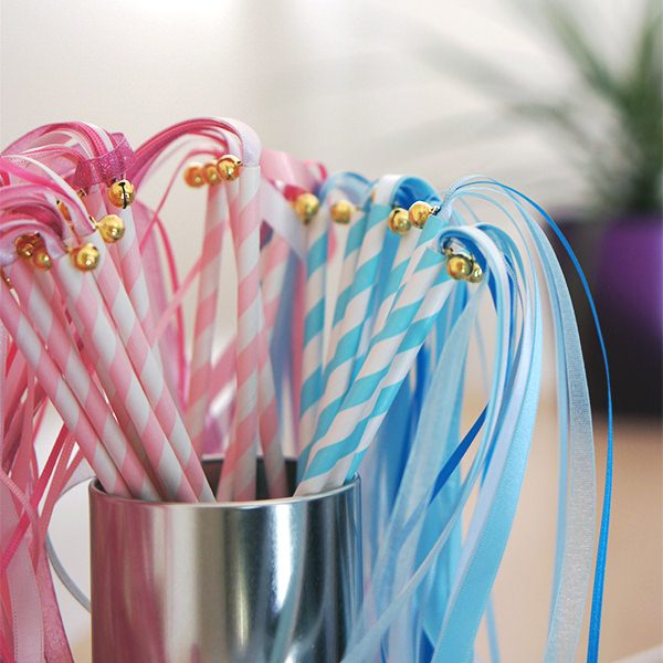 楽天市場 リボンワンズ 10本セット 鈴付き パーティーメイド フラワーシャワー に変わるウェディングパーティーや結婚式の演出に アナザークルーウェディング