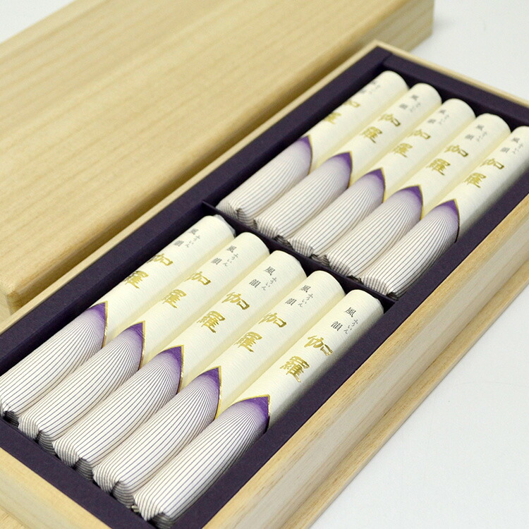 【在庫限り】風韻 ふういん「伽羅］ 短寸 １０束入 桐箱 【みのり苑】【伽羅】【進物線香】【贈答用線香】【ギフト】【高級品】【お線香】【線香】【香り】【お香】【香木】【香煙】【御供】【喪中御見舞】【新盆見舞】【御供】【御霊前】【送料無料】