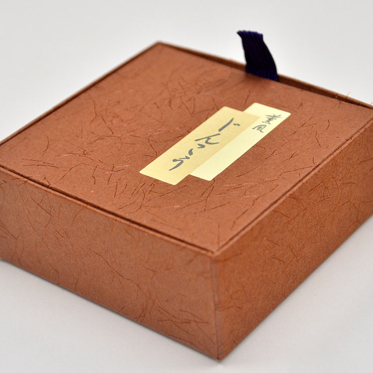 楽天市場】【沈香】【桐箱入り線香】【三大香木】【カメヤマ】「沈香