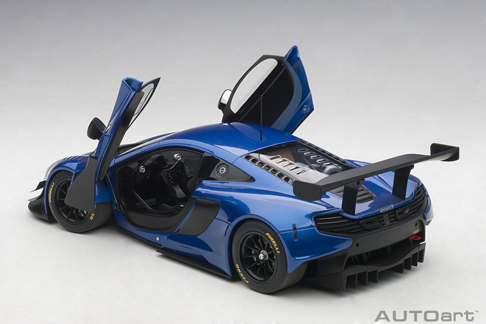 オートアート 1/18 マクラーレン 650S GT3 メタリックブルー オートアート 1/18 マクラーレン 650S GT3 メタリックブルー