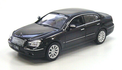 ※外箱底部 穴あき・箱破れ大有※【絶版品】京商 1/43 日産 シーマ F50 後期型 ブラック