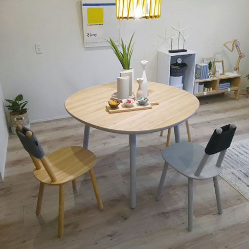 極大5二倍 500精到引換証 Emko Naive Table 清い膳 900 ランチョンテーブル Naivetable600 恰好良い 愛くるしげ エムコ 丸テーブル ミニマル デザイナーズ ファーニチャー 卓 机 やさしい Marchesoni Com Br