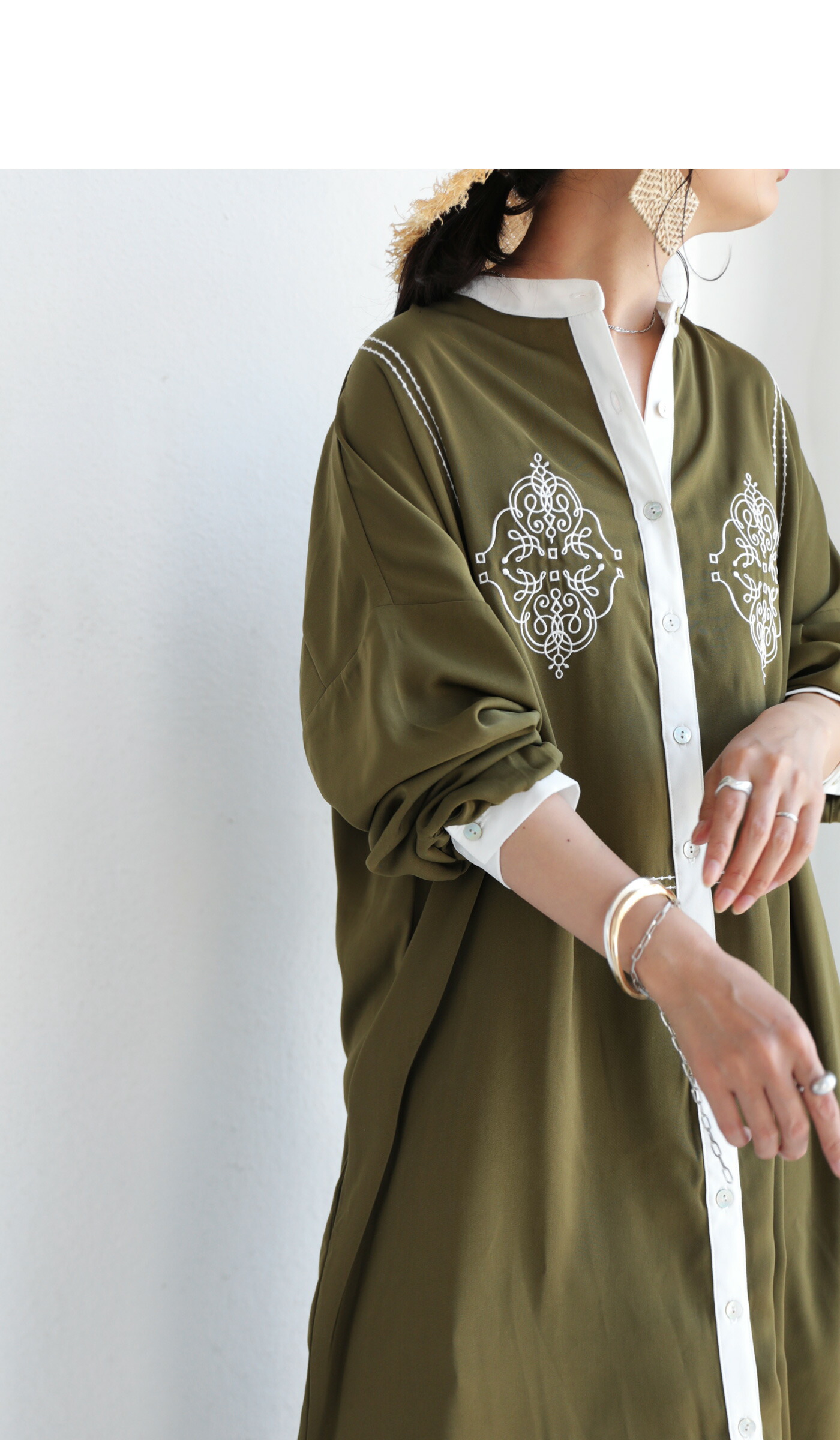 売り切れ必至 新 難有 Antiqua アンティカ 刺繍 配色ワンピース ふるさと納税 Www Dskj Media Com