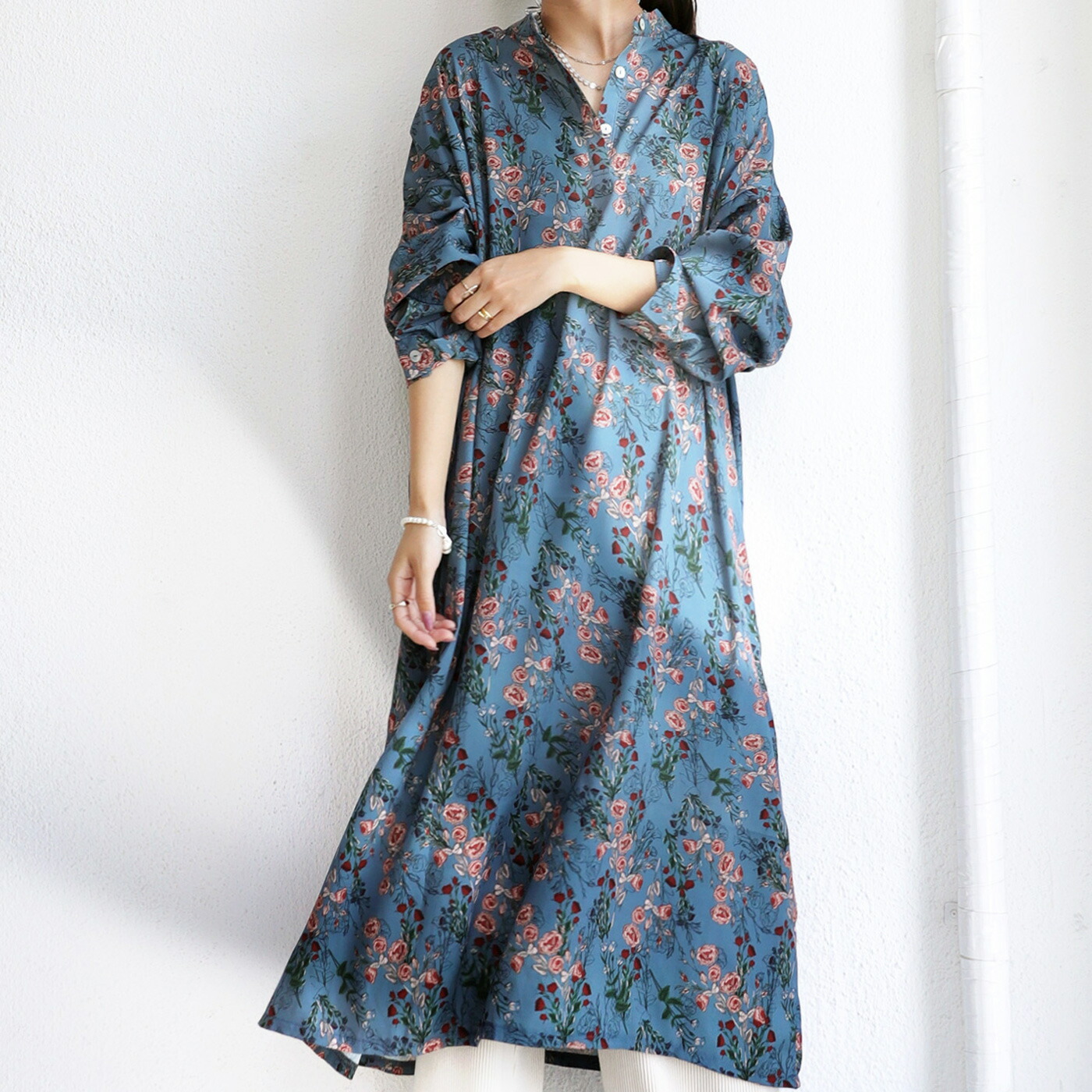 楽天市場 ワンピース 花柄 レディース 長袖 ロング ゆったり 送料無料 7月9日10時 発売 メール便不可 Antiqua