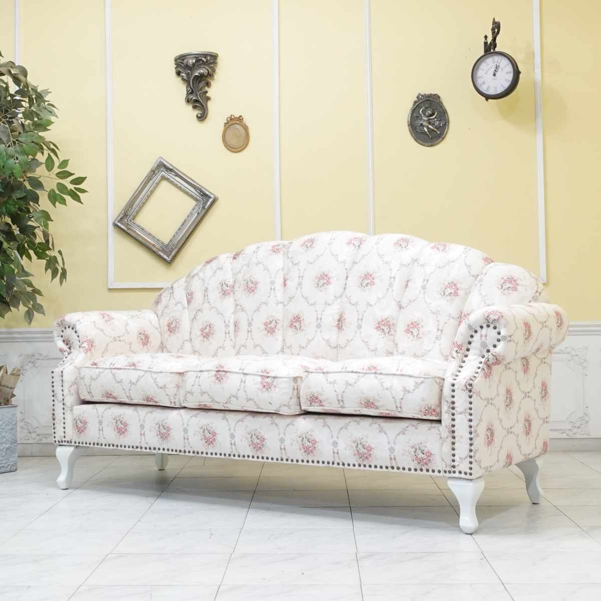 イタリア製３Ｐソファ（ピンク）アイボリー　ヴェルサイユ　サルタレッリ社 最安値！【4133】 ヴェルサイユ イタリア製3Pソファ（ベージュ