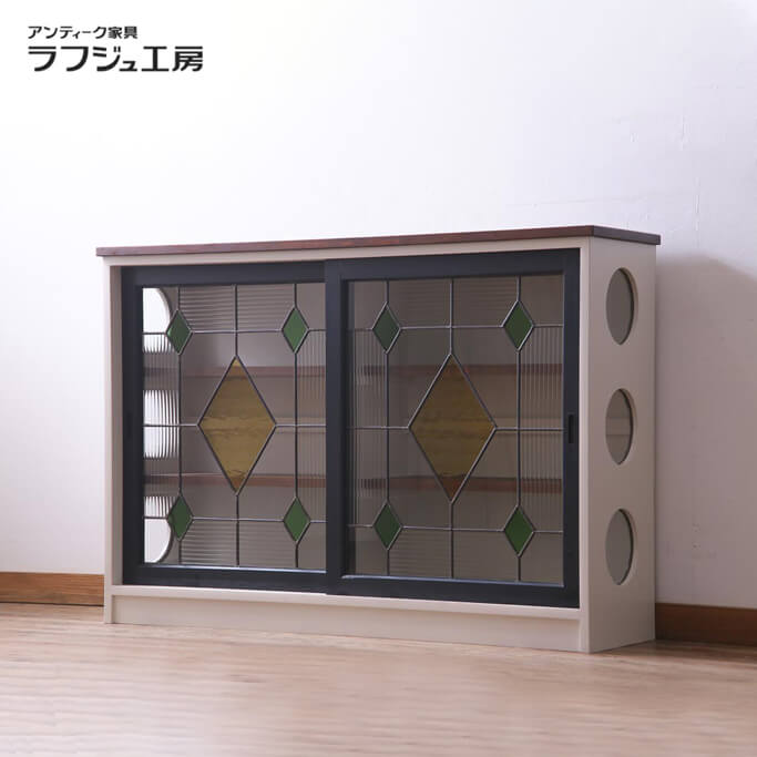 レトロ　曙工芸　サイドキャビネット　ステンドグラス　収納棚　飾り棚　食器棚 曙工芸製作所 ステンドキャビネット ガラス アンティーク サイド
