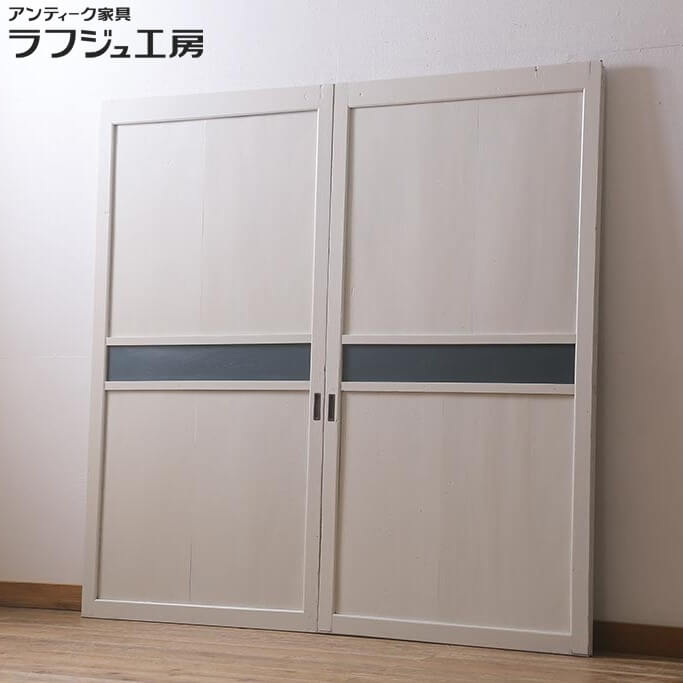 アンティーク建具 板戸 2枚仕掛ける 明治大正期 絵の具 引き戸 建具 帯戸 バイ色つや レトロ 自然的 ラフジュ細工場 貨物輸送無料 r-042654