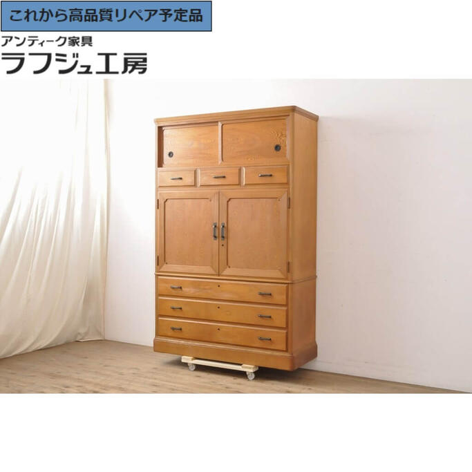 【中古】★事前問合せ至要たる★ 重ね洋服箪笥 民芸調度品 屋久杉 御召しもの洋服箪笥 抽き出し 洋服箪笥 和風 和今めかしい 民芸調度品 リビング 納める 和室 寝部屋 ラフジュ仕事場 貨物輸送無料 r-055684