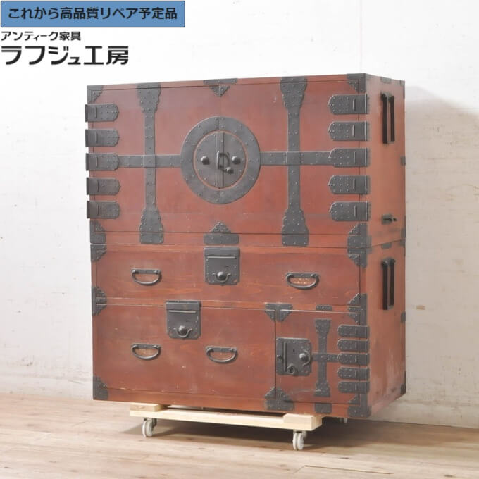★事前問合せ至要たる★ 和製アンティーク 観音開き現代世界洋服箪笥 杉材 重ねタンス 観音洋服箪笥 納める洋服箪笥 御召しもの洋服箪笥 抽き出し 和風 和今めかしい 日本 和室 ラフジュ仕事場 貨物輸送無料 r-073500
