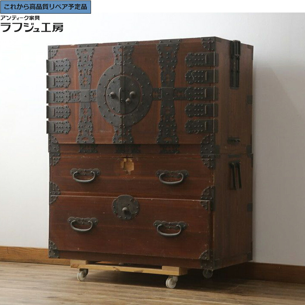★事前問合せ至要たる★ 和製アンティーク 関東御召しもの洋服箪笥 総桐材 矢紋 観音開き r-077198