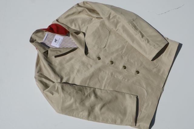 SPECIALモデル　CHATO LUFSEN【シャトールフセン】 MODEL　ANTONIE D`ATELIER/伊LORO PIANA　ロロピアーナLINEN WAYリネンシルク混&times;伊GRANDI RUBINELLIリネンコットン混ストライプ柄ライニング、背継ぎ目無し一枚布、GOLDメタルボタンジャケット(MADE IN FRANCE仕様）｜アントニオ洋服店 136,750円