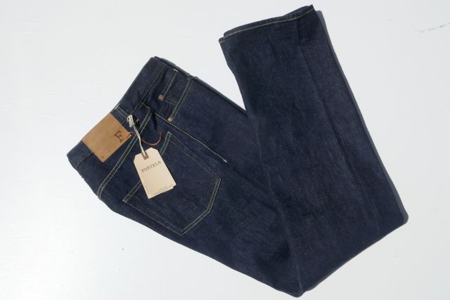 FORTELA【フォルテラ】 MODEL 914FIVE POCKETS DENIM/COL D365/旧シャトル織機製セルビッジコットンデニム14オンスWASHED DENIM地５POCKETストレートデニムパンツ（HERRINBONE綿スレーキ）｜アントニオ洋服店