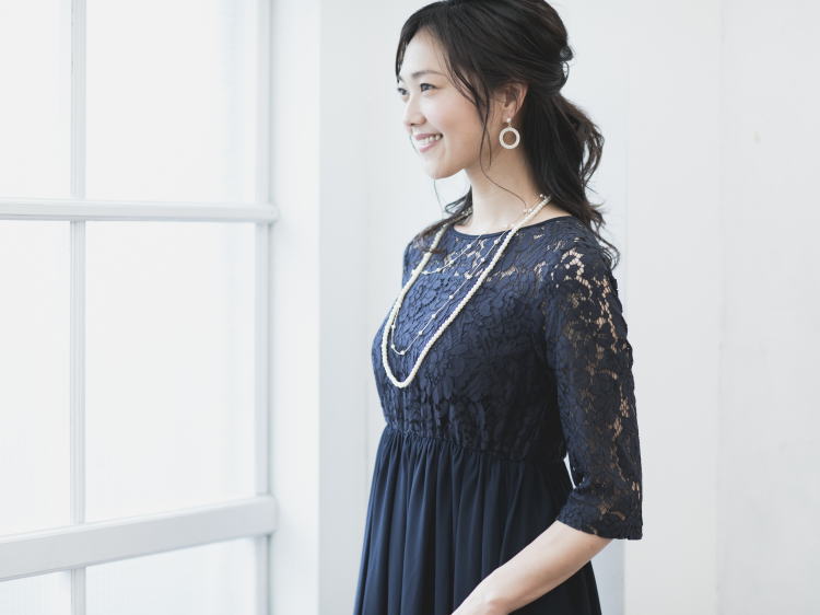 楽天市場 フォーマルドレス 50代 結婚式 パーティードレス 大きめ ドレス ワンピース ロング 大きいサイズ 大きい ロング丈 ミセス 袖あり レース 二次会 袖レース 服装 成人式 謝恩会 同窓会 上品 大人 長袖 レディース 入学式 お呼ばれ 代 30代 40代 60代 ママ 冬