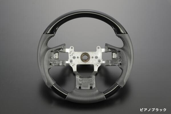 Revier レヴィーア コンビステアリングホイール 純正交換タイプ ガングリップブラックパンチングレザー仕様 ステップワゴン ステップワゴンスパーダ RP1~5 フリード フリード+ GB5 GB6