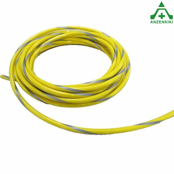 <br>レフロープ REF-ROPE 25m(個人宅配送不可/代引き決済不可)<br>再帰反射 駐車場 バリケード ガードケーブル トラロープ NETIS登録 ネティス