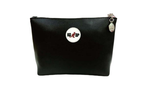 楽天市場 Kangol Sport カンゴール トリコカラーライン三角ポーチ ピンク カンガルー 文房具 学校 勉強 ペンケース 筆箱 化粧ポーチ 小物入れ ポーチ キャラ かわいい ａｏｉデパート