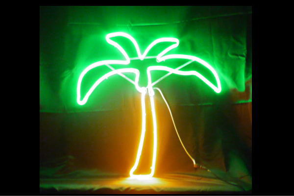 ネオン LEDネオンチューブヤシの木 ヤシ科の実 やしのき 南国 海 ネオンともし火 電飾 LED ともし火 BAR 喫茶店 呼びもの 照度 室内装飾 バス発着場 ネオンサイン アメリカン雑貨 かっこ良い エクステリア・ガーデンファニチャー-花・ガーデン・DIY