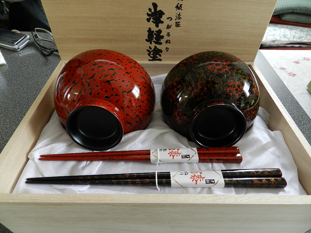 楽天市場】[うるし工房彩道里] 伝統工芸品 津軽塗 夫婦椀 ブラウン/朱