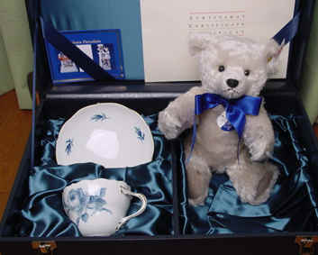 楽天市場】Steiff/シュタイフ Familiar/ファミリア ファミちゃん