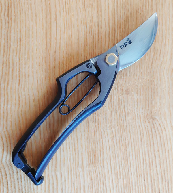 楽天市場】【メール便】 野村屋製鋏所 村久 剪定鋏A型 200mm 金止 山形