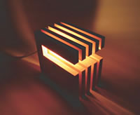 〔Flames〕L-Wich(エル ウイッチ)[ダークブラウン] DS-018DB 無垢材を使った木製のインテリアライト　照明 送料無料