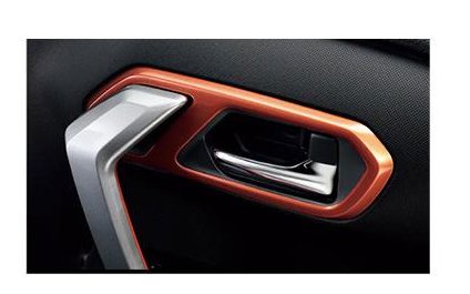 DAIHATSU ROCKY　ダイハツ ロッキー【A202S A201S A210S】　インナードアハンドルベゼルパネル【オレンジ】[08165-K1002]