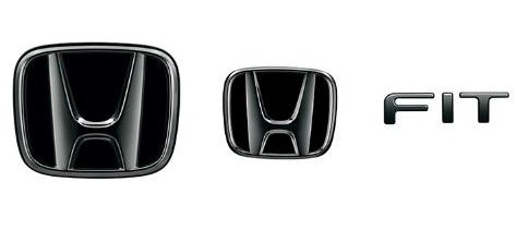 ホンダ フィット　2022.10～　型式確認　ブラックエンブレム(Ｈマーク２個＋車名エンブレム)【ブラッククローム】[08F20-TZA-000C]