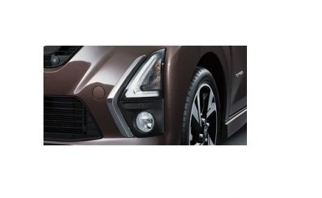 ニッサン デイズ【B43W B44W B45W B46W B47W B48W】　クロームフォグランプフィニッシャー(インテリジェントアラウンドビューモニター付車用)｜MAP-S 17,538円