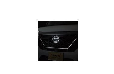 ニッサン ルークス【B44A B47A B48A】　フロントグリルイルミネーション(インテリジェントアラウンドビューモニター付車用)