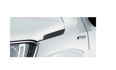 SUZUKI IGNIS　スズキ イグニス【FF21S】　フロントフードガーニッシュ(左右セット)【グレーメタリック】[99000-99060-HG1]