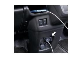 SUZUKI SpaciaBASE　スズキ スペーシアベース【MK33V】　ＵＳＢ電源ソケット[39470-80P10]｜MAP-S 7,077円