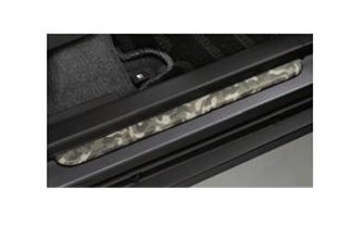 SUZUKI XBEE　スズキ クロスビー【MN71S】　サイドシルスカッフ(樹脂製)【カモフラージュ】[99142-76R10-002]｜MAP-S