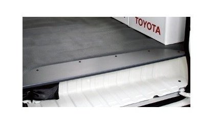 TOYOTA HIACE　トヨタ ハイエース【適合確認いたします】　ステップカバー(ＲＨ用)[08474-26190]
