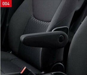 トヨタ純正用品　ヤリスクロス　純正 MXPJ10 MXPB10 アームレスト　ヘッドレストセパレート型シート用　0822C-52060
