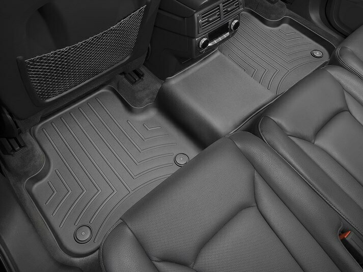 【WeatherTech/ウェザーテック正規輸入元】Audi（アウディ） Q7（2017年～） フロアマット/フロアライナー（リア2列目）（ブラック）