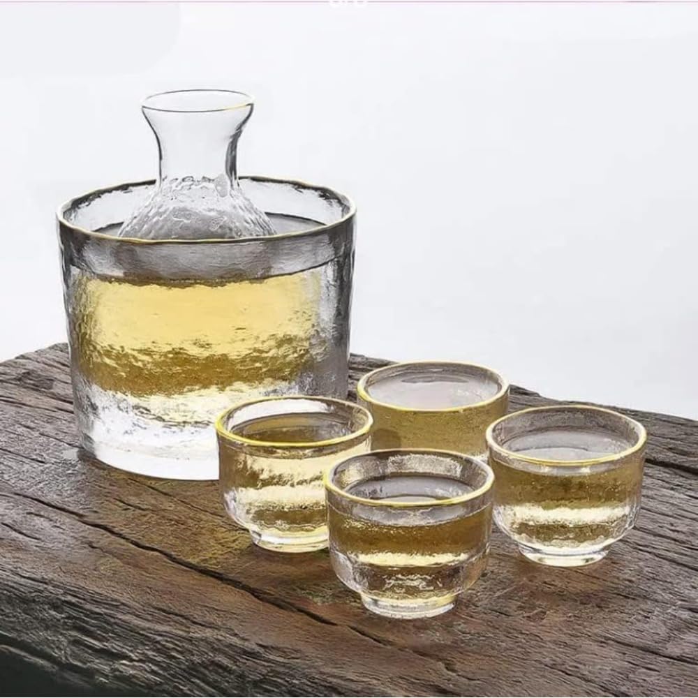 耐熱硝子 酒器仕掛ける 日本酒 徳利 お猪口 4客仕掛ける 冷酒器 熱燗 水呑み 硝子食器 晩酌 金箔風 差し上げ物 今めかしい 差し上げ物 父の日 敬老の日 母の日