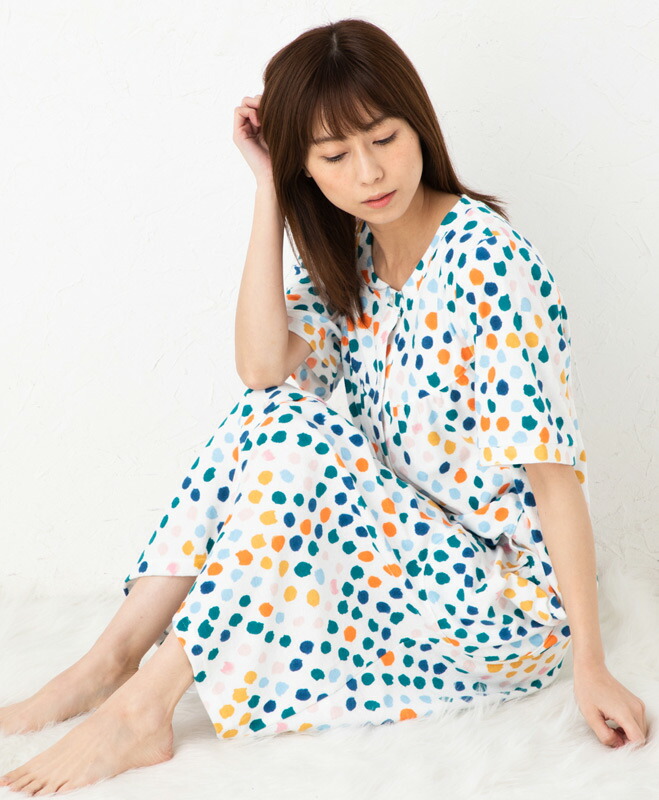 ワコール ツモリチサト パジャマ 部屋着 Tsumori Chisato Sleep1 2mmパイル グラデーションドット 前開きワンピース Ulp307ツモリチサトスリープ ナイティ Schwimmbad Delphine De