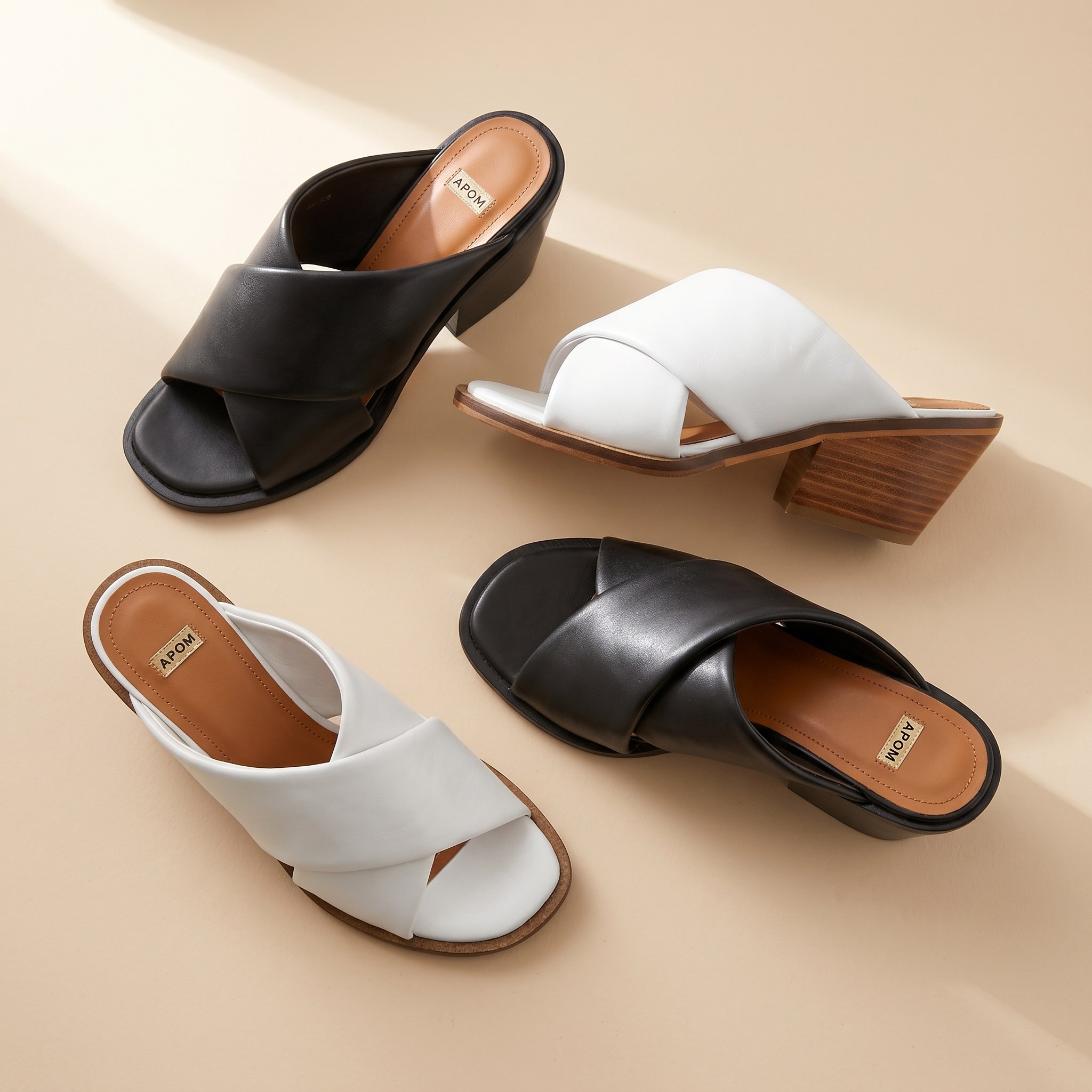 【WEEKEND LIMITED 10%OFF COUPON あり】パテッドストラップチャンキーヒールミュール60APOM239