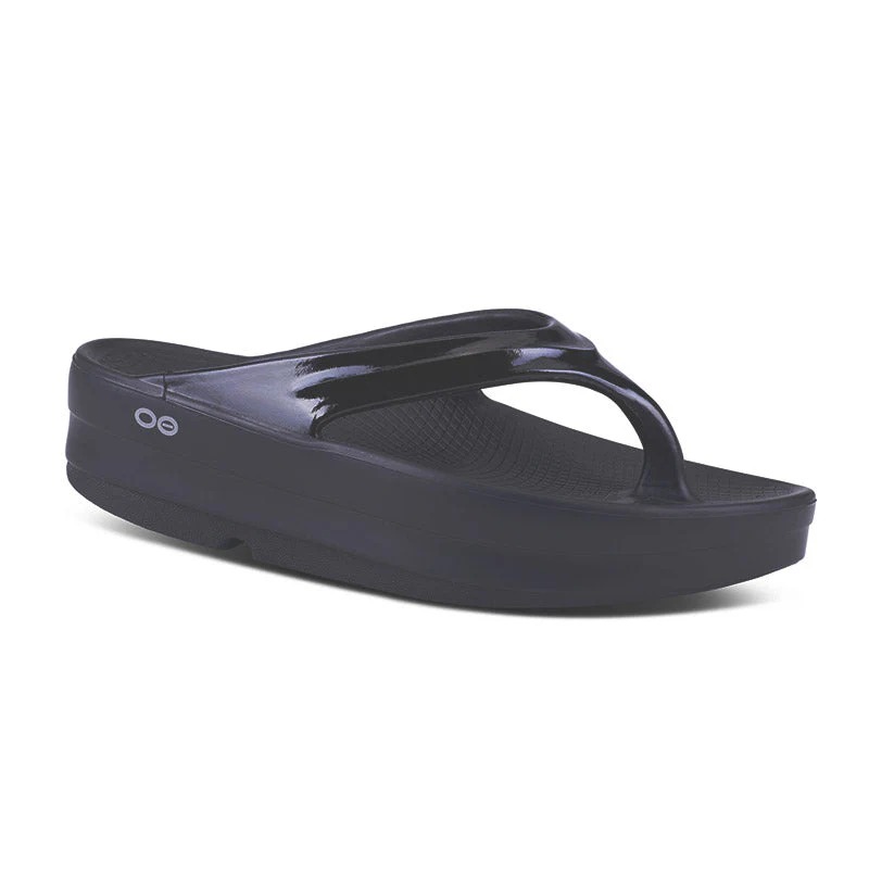 【最短即日送りとどける】ウーフォス OOFOS Women’s OOmega-black (ウィメンズ ウーメガ) リカバリーサンダル 置き目品 thong 313ofs(oomega-black)