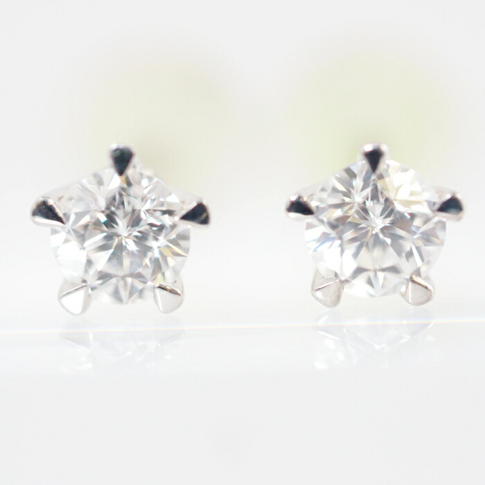 現行品 festaria フェスタリア K18WG Wish upon a star ダイヤモンド0.128ct&times;2 ピアス ジュエリーIDカード&times;2・ケース付 [中古]｜APRAIZAR