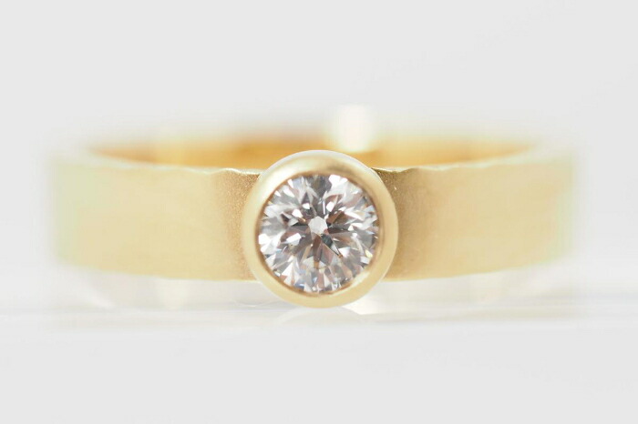 楽天市場 美品 現行品 Forevermark フォーエバーマーク グロウ ソリティア リング ダイヤ0 30ct G S12 Vg K18yg 鑑定書付 艶消し 中古 Apraizar